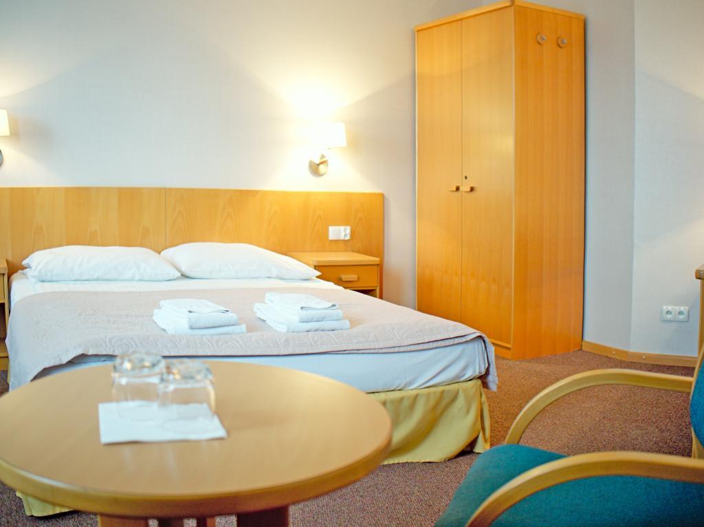 Hotel Orlik Płońsk Exteriér fotografie
